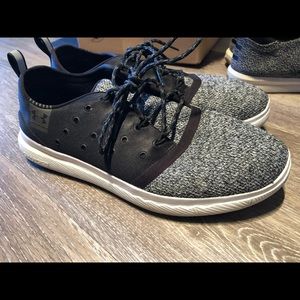Under Armour Sneakers